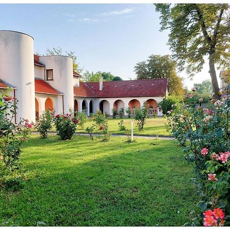 Gosztonyi Villa Σίοφοκ Εξωτερικό φωτογραφία
